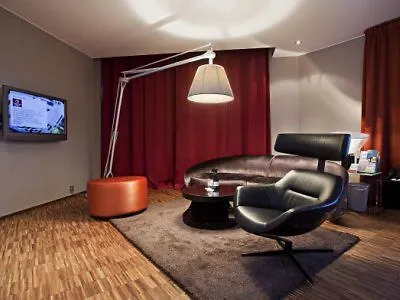 Clarion Hotel Bergen Airport 4*,